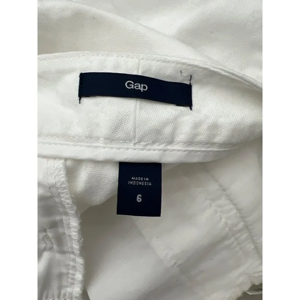 Gap Women White Classic Cotton Shorts With Pockets Size 6